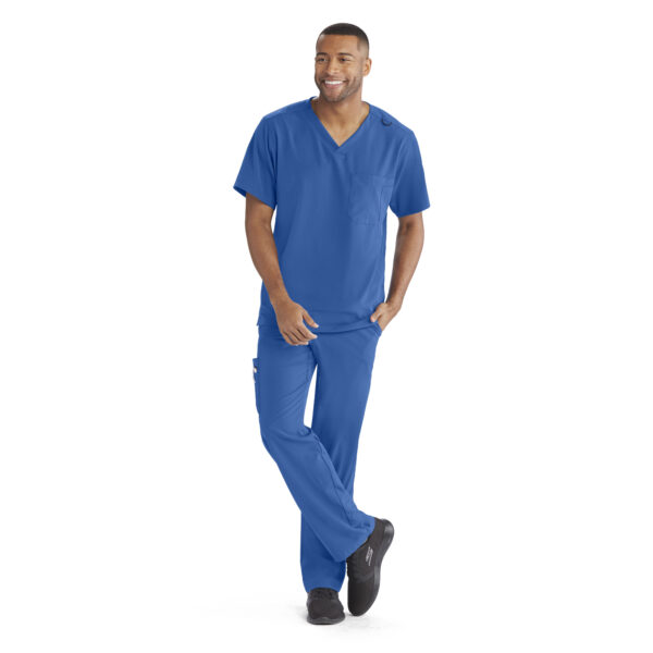 Men's V-Neck Cargo Pocket Scrub Top in New Royal